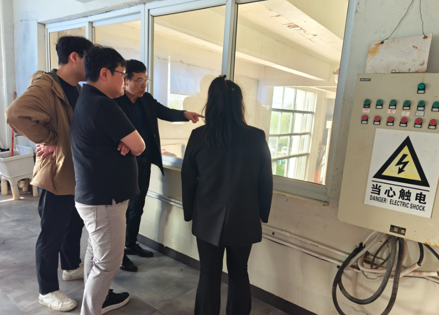 五載同行電子行業(yè)巨頭再訪湖南江海，深化氯化銨戰(zhàn)略合作